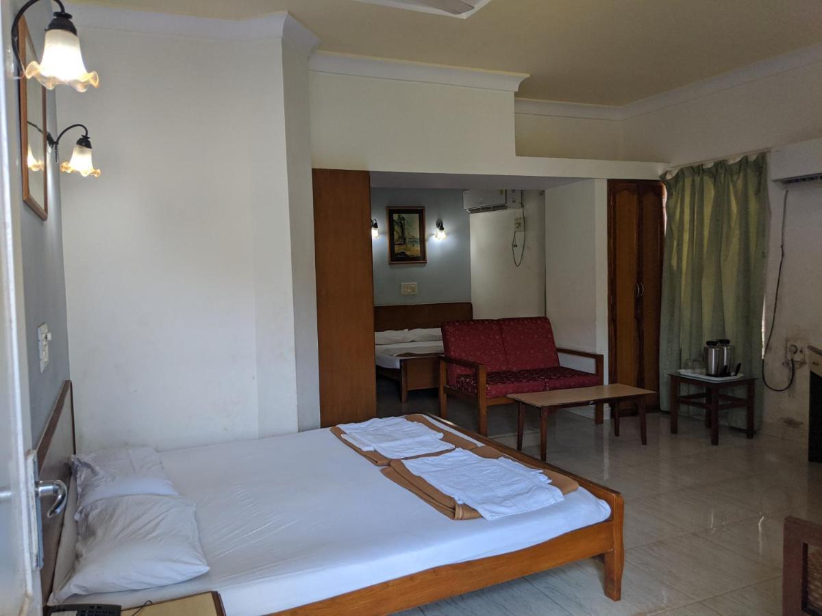 Farmagudi Residency Hotel Donshiwado Kültér fotó